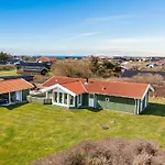 Lovely, Authentic 350 Meters From The Løkken