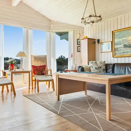 Lovely, Authentic 350 Meters From The Ferienhaus *